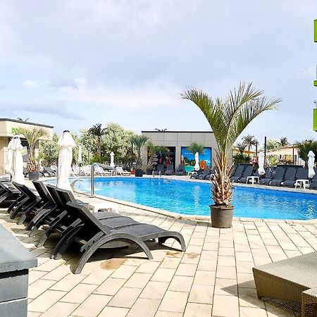 Sunrise King Studio Spa N Pool Beach Resort Năvodari Esterno foto